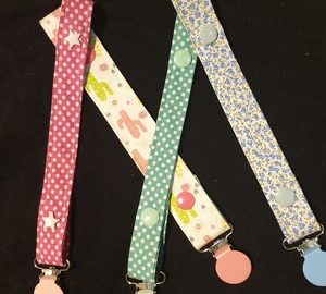 Attache tétine en tissu